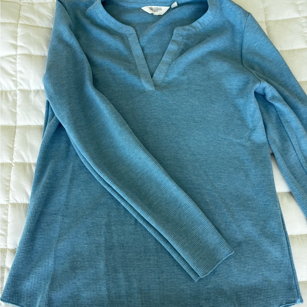 Candace Cameron Bure Teal V-Neck Top